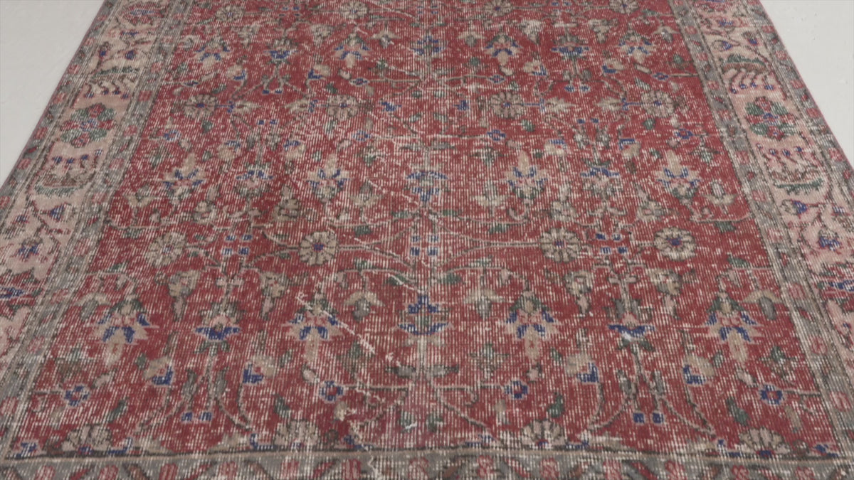 Irithra - Vintage Turkish Area Rug
