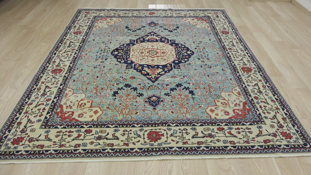 Elegant Antique Look Rug with Subtle Geometric Shapes - Kuden Rugs