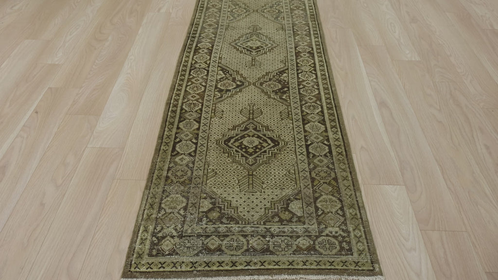 Exquisite Vintage Carpet with Artistic Details - Kuden Rugs