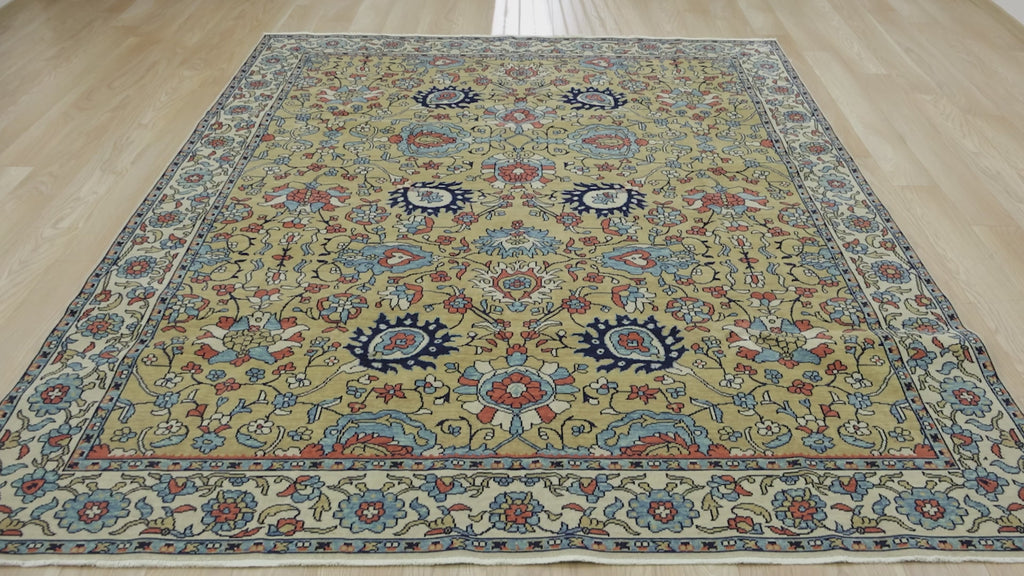 Traditional Handwoven Rug with Classic Elegance - Kuden Rugs