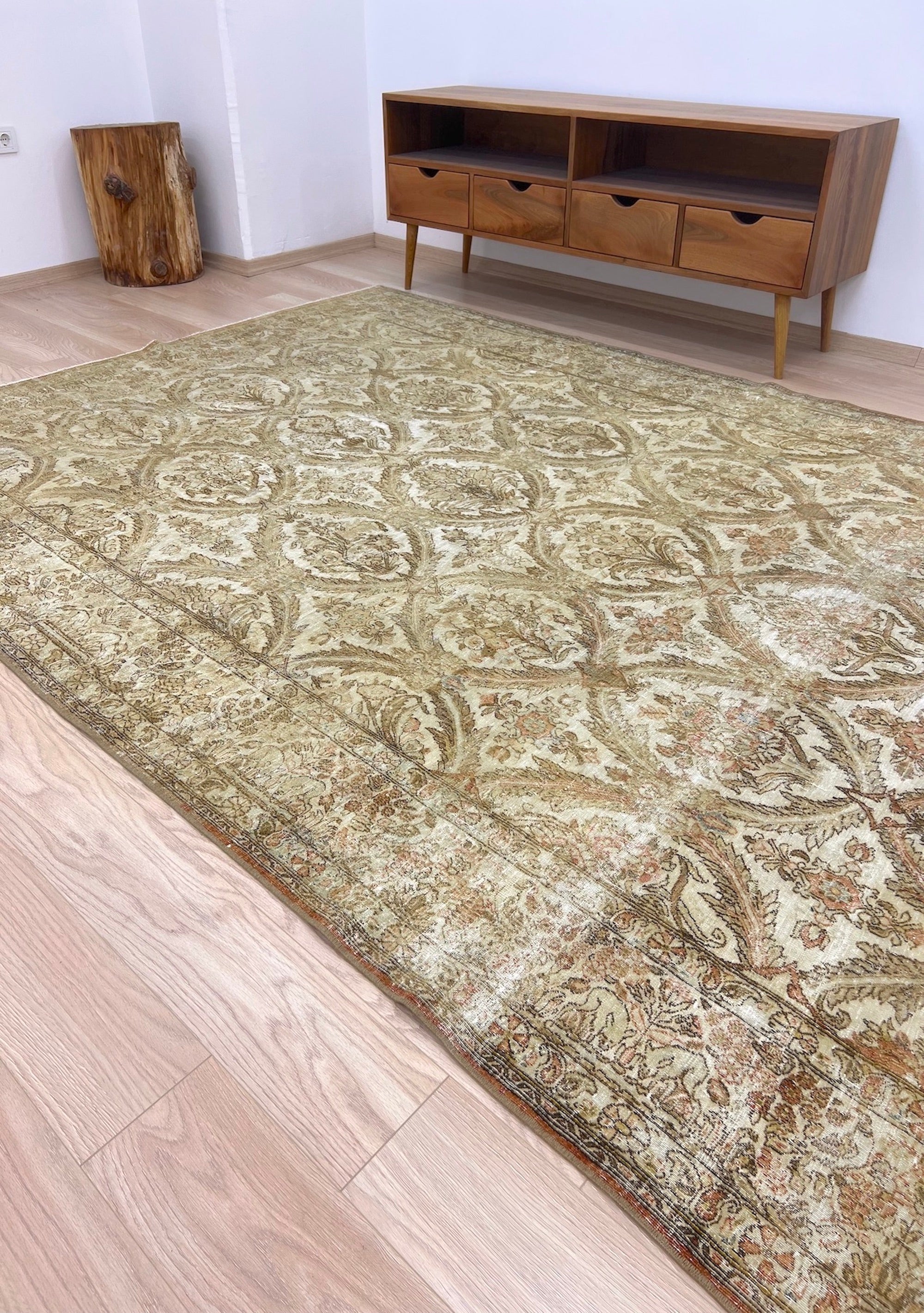 Kirstin - Vintage Persian Rug - kudenrugs