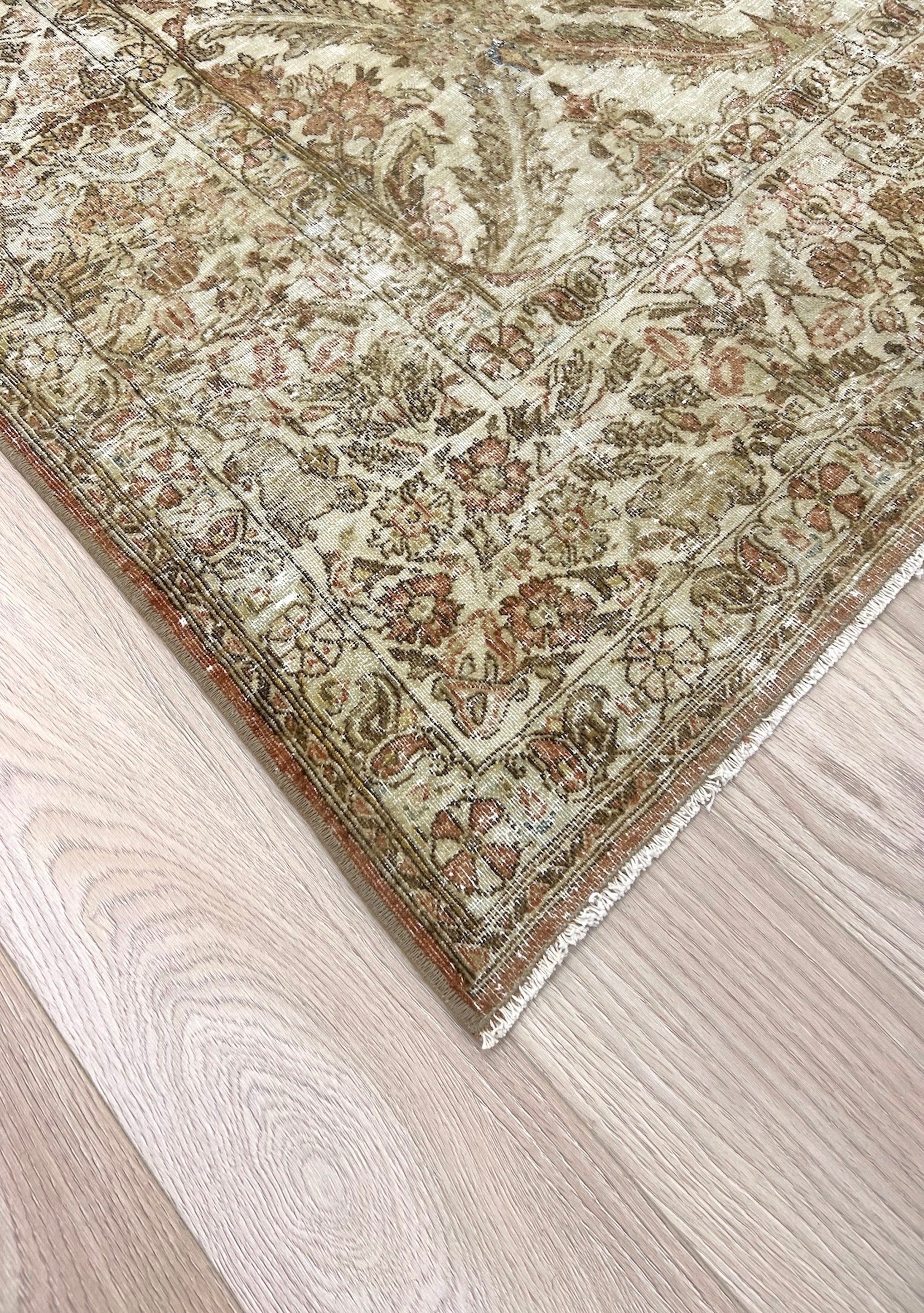 Kirstin - Vintage Persian Rug - kudenrugs