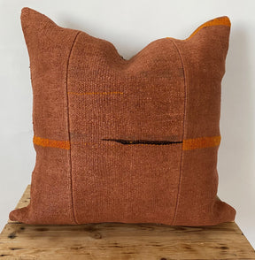 Honnea - Brick Hemp Pillow Cover - kudenrugs