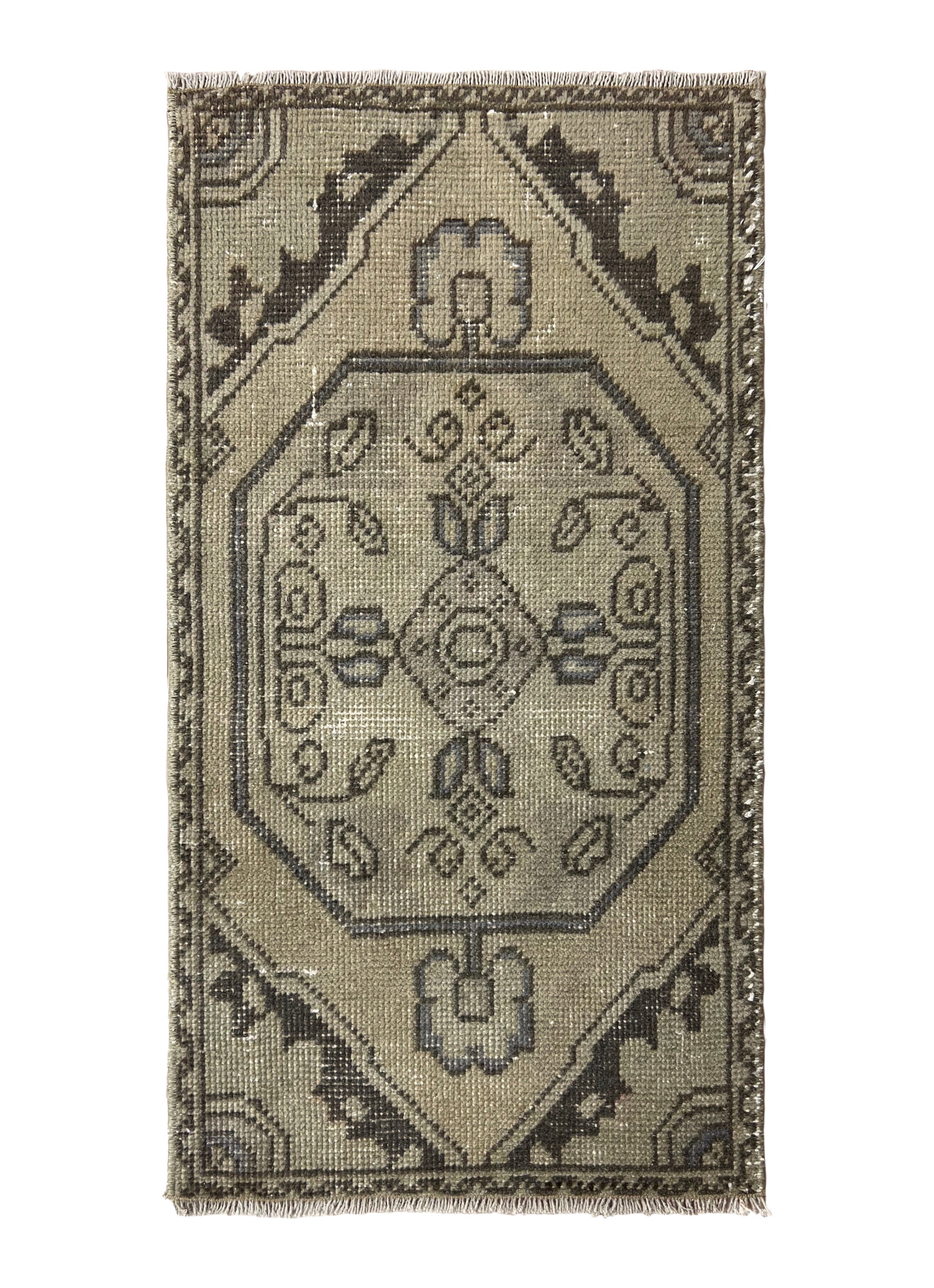 Kaycia - Vintage Mini Beige Area Rug - kudenrugs