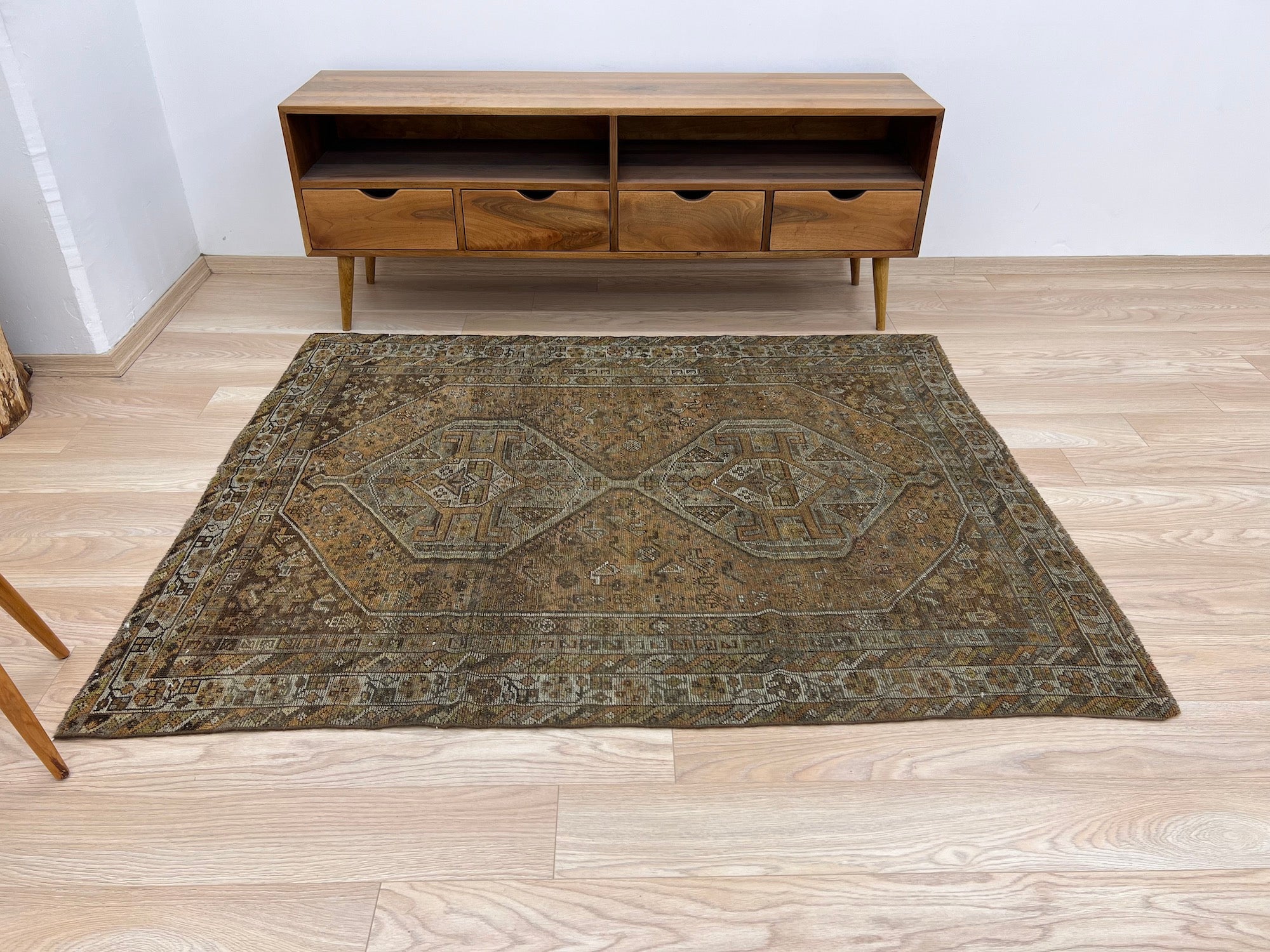 Alexia - Vintage Persian Area Rug