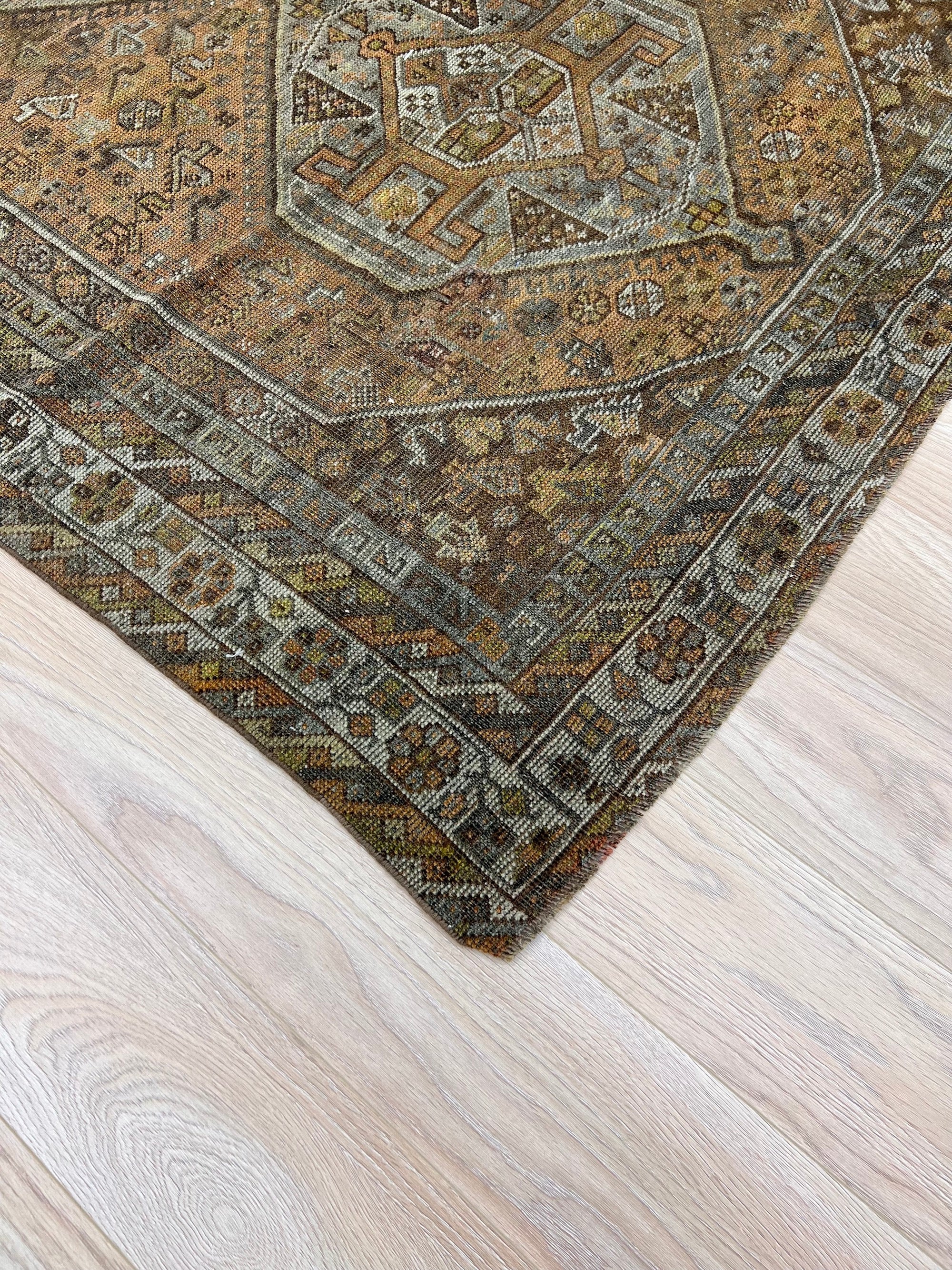 Alexia - Vintage Persian Area Rug