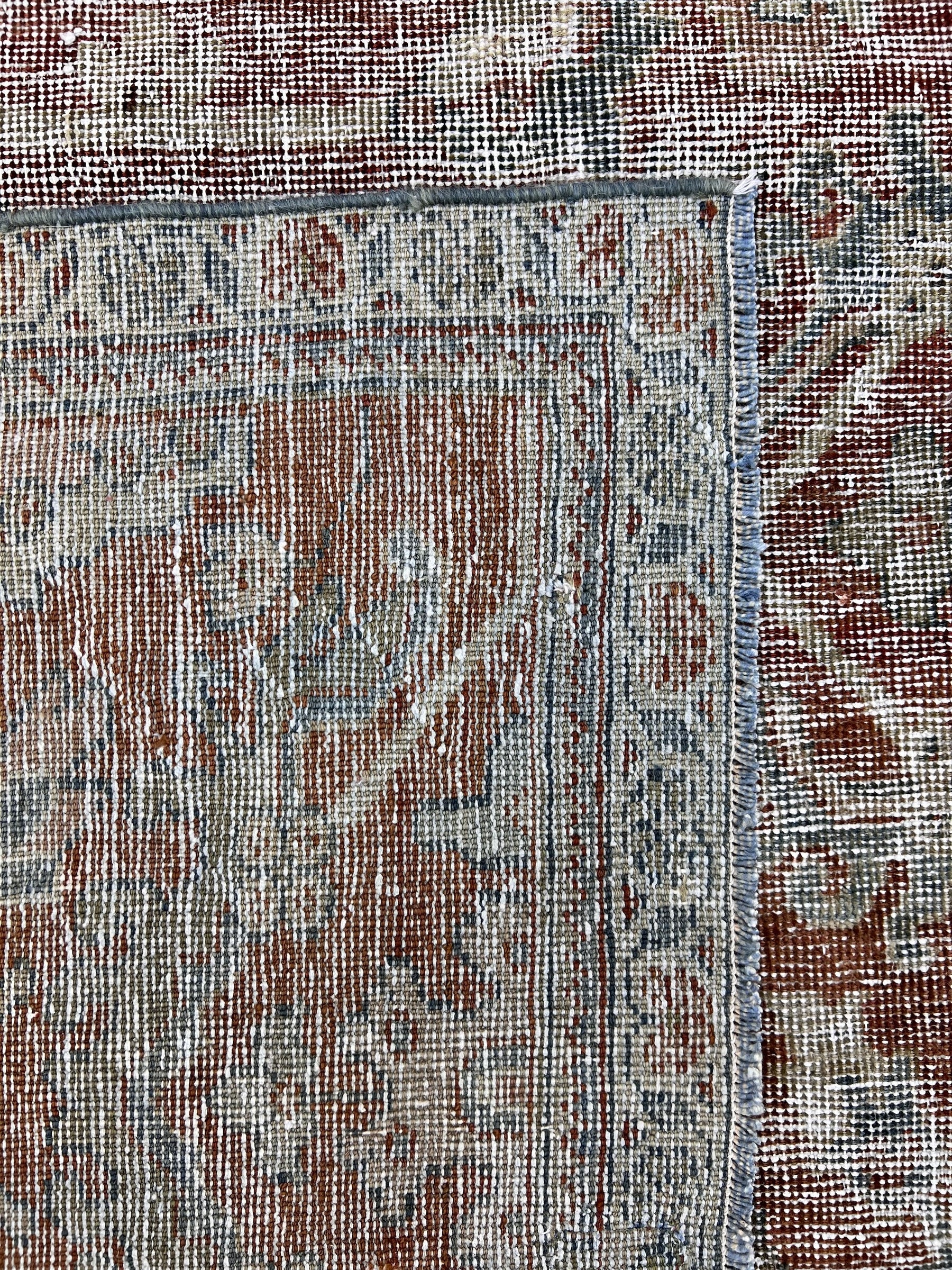 Alisina - Vintage Persian Rug