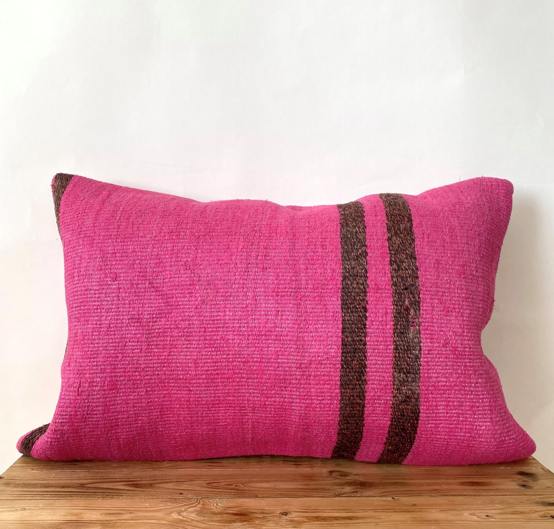 Cadey - Pink Hemp Pillow Cover - kudenrugs