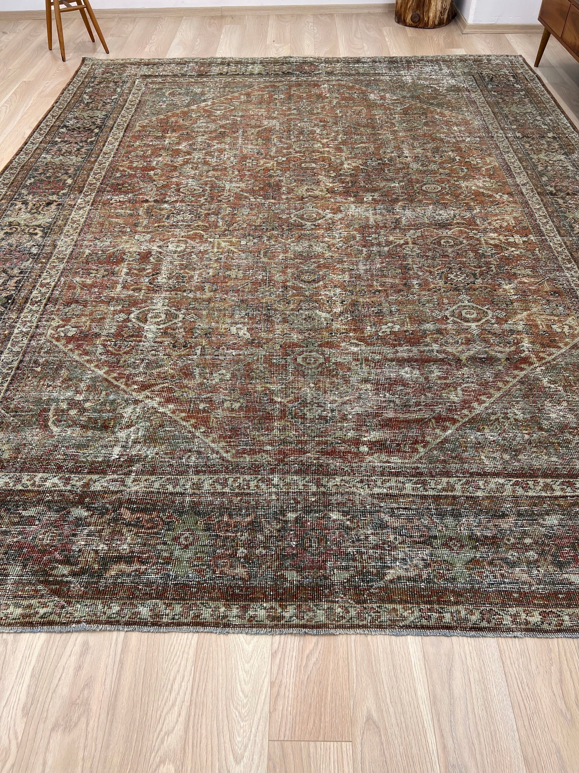 Ohnicio - Vintage Persian Rug - kudenrugs