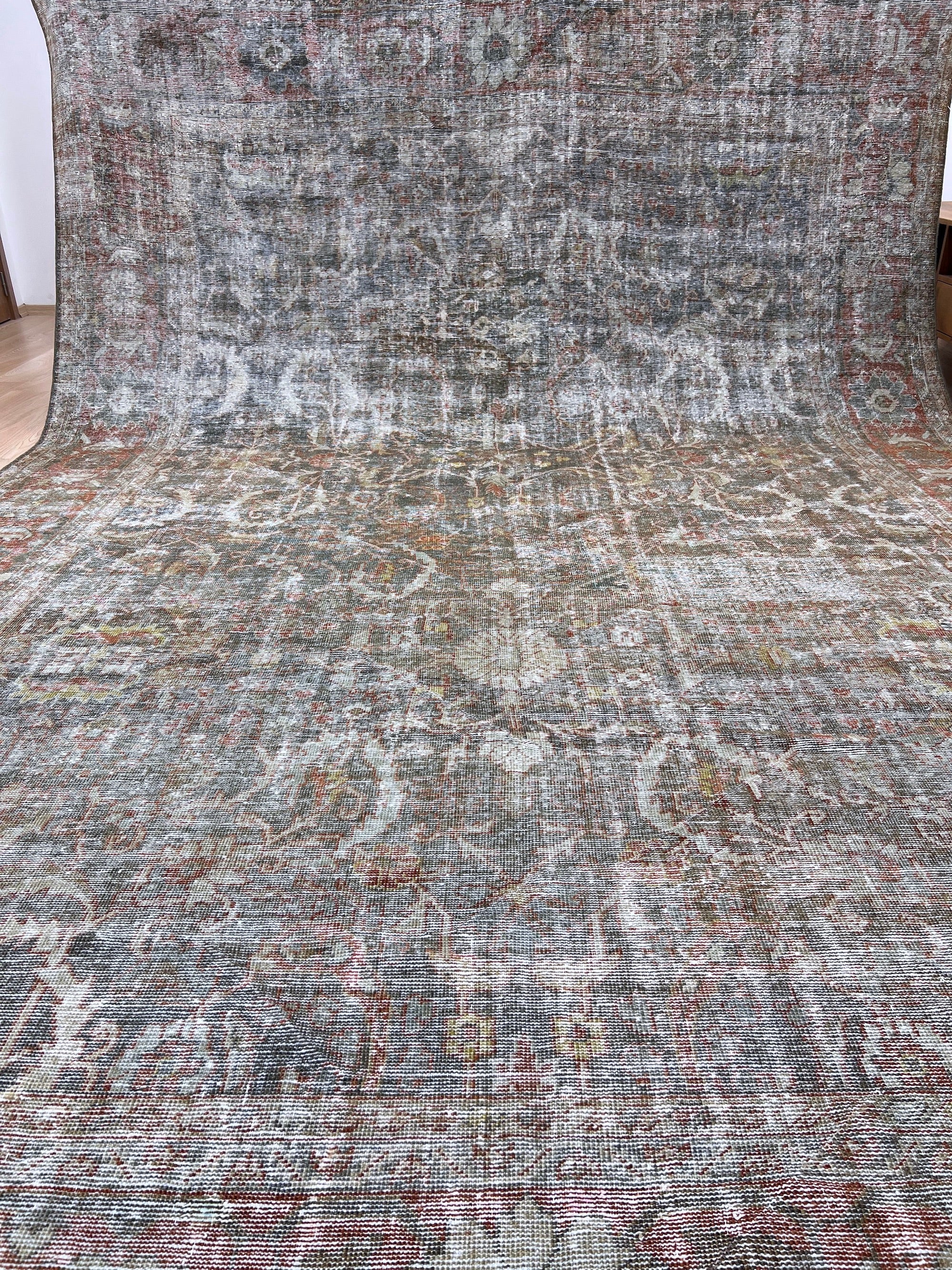 Shandra - Vintage Persian Rug - kudenrugs