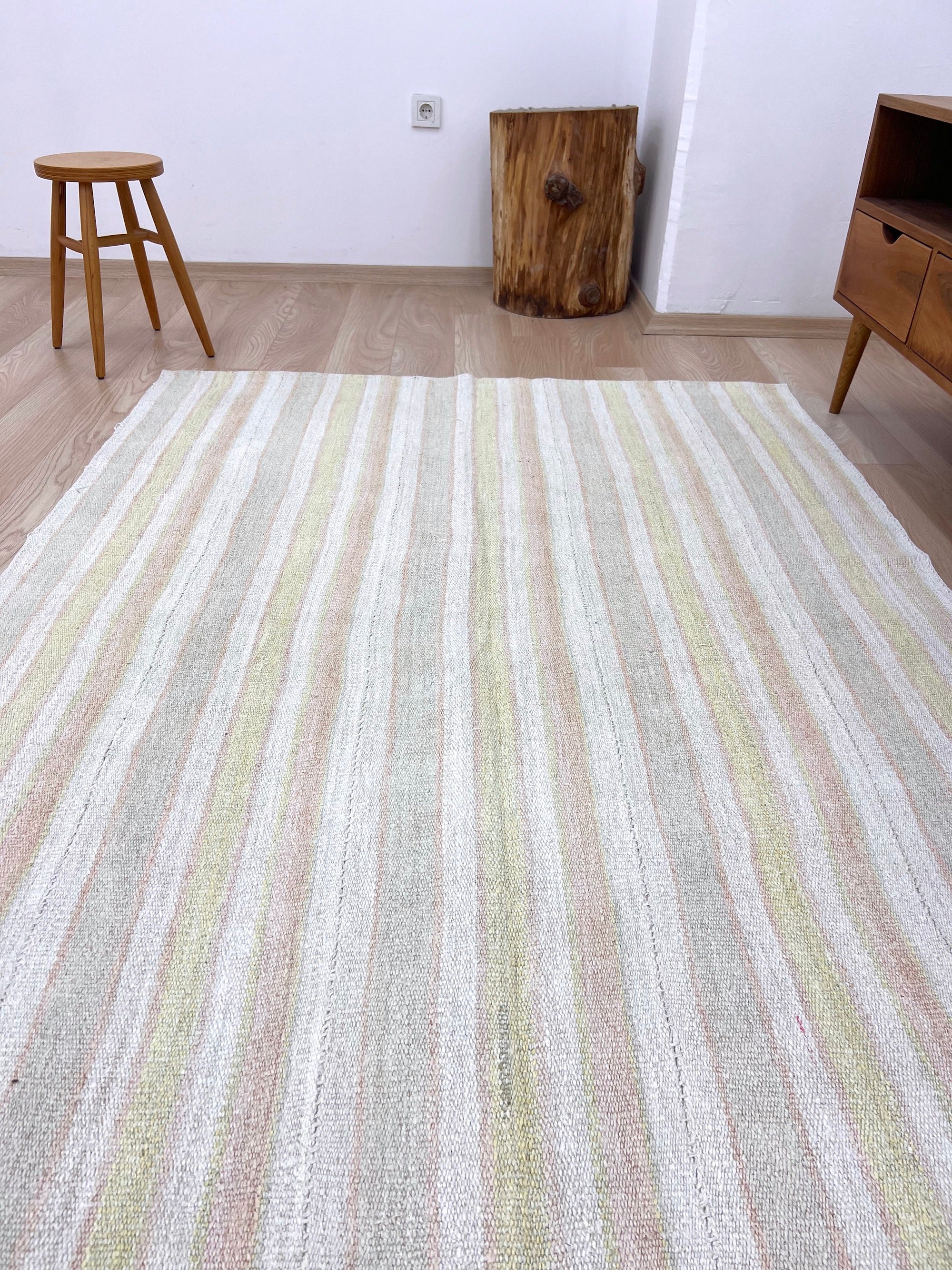 Yauvani - White Hemp Rug - kudenrugs