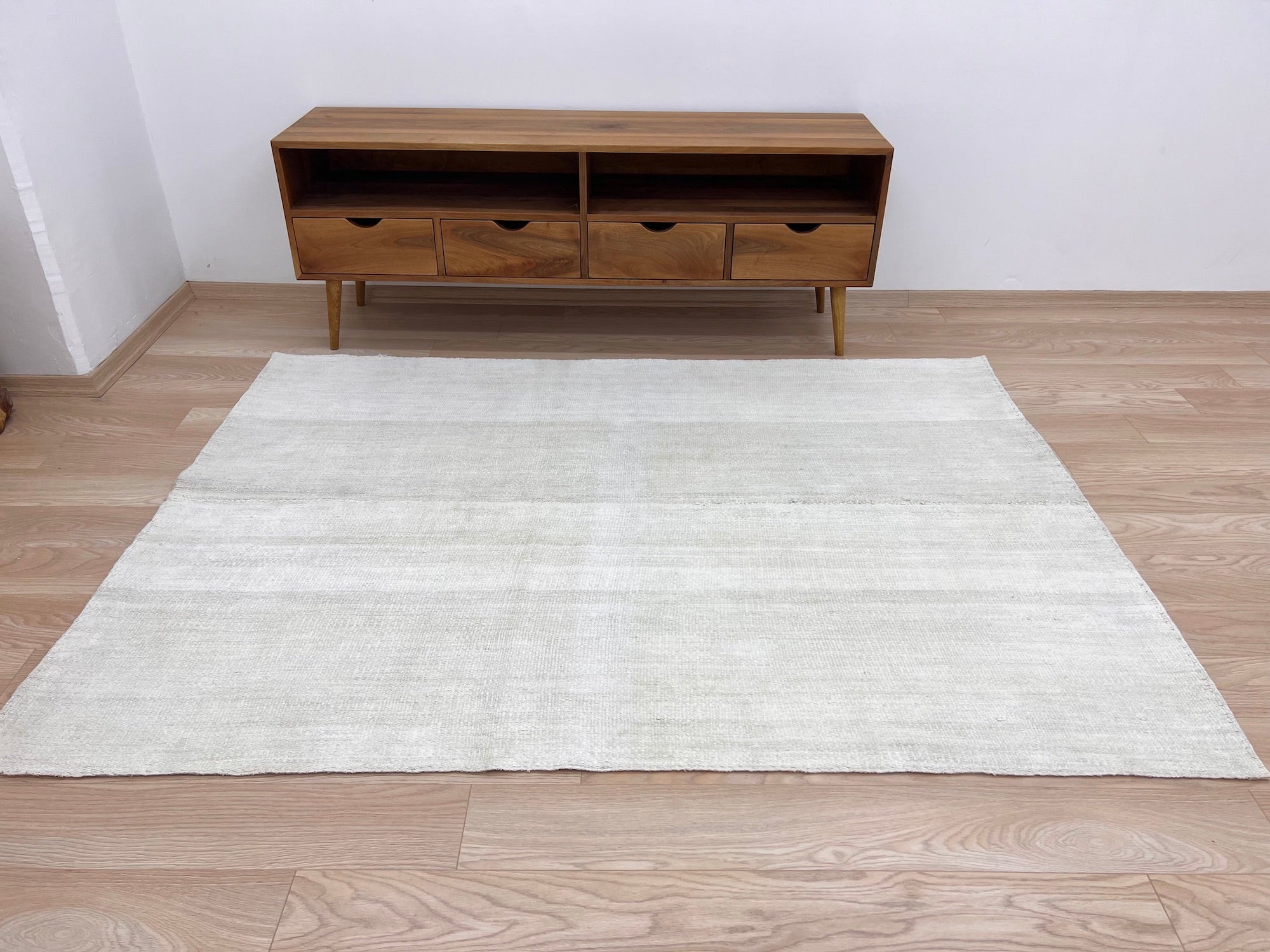 Yerusha - White Hemp Rug - kudenrugs