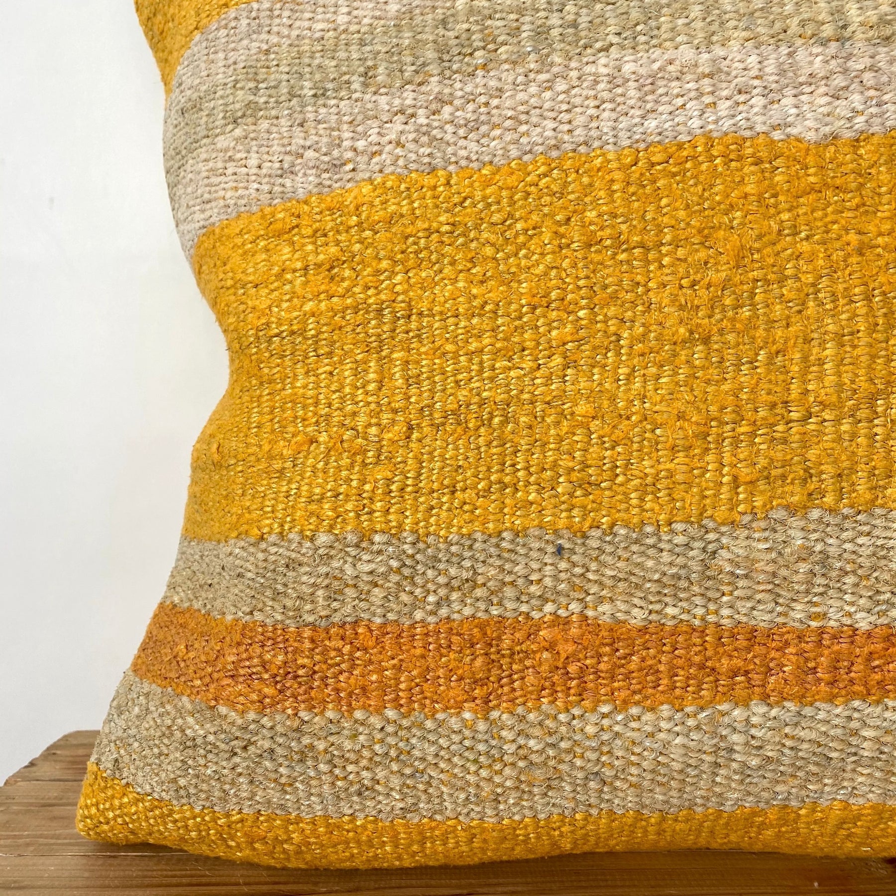 Ginjar - Yellow Hemp Pillow Cover - kudenrugs