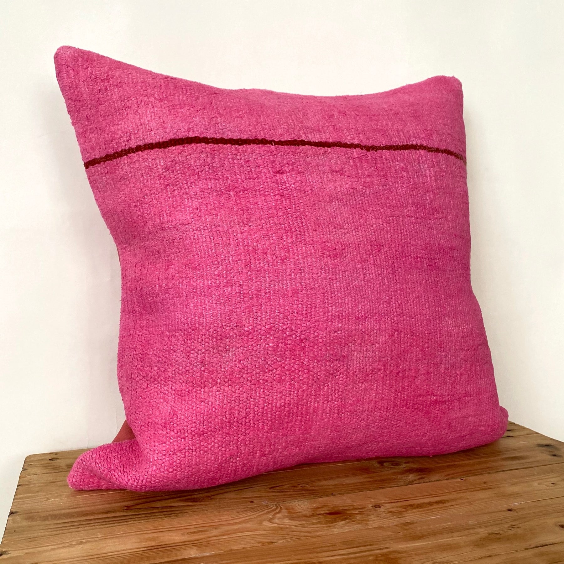 Gyovana - Pink Hemp Pillow Cover - kudenrugs