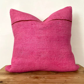 Gyovana - Pink Hemp Pillow Cover - kudenrugs