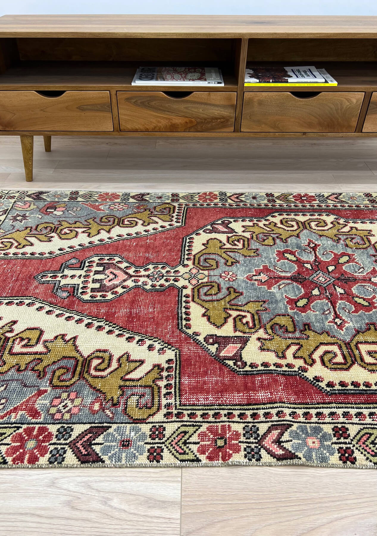 Addisyn - Vintage Anatolian Rug - kudenrugs