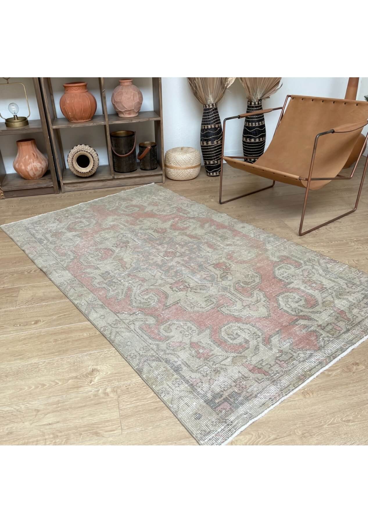 Addyson - Vintage Anatolian Rug - kudenrugs