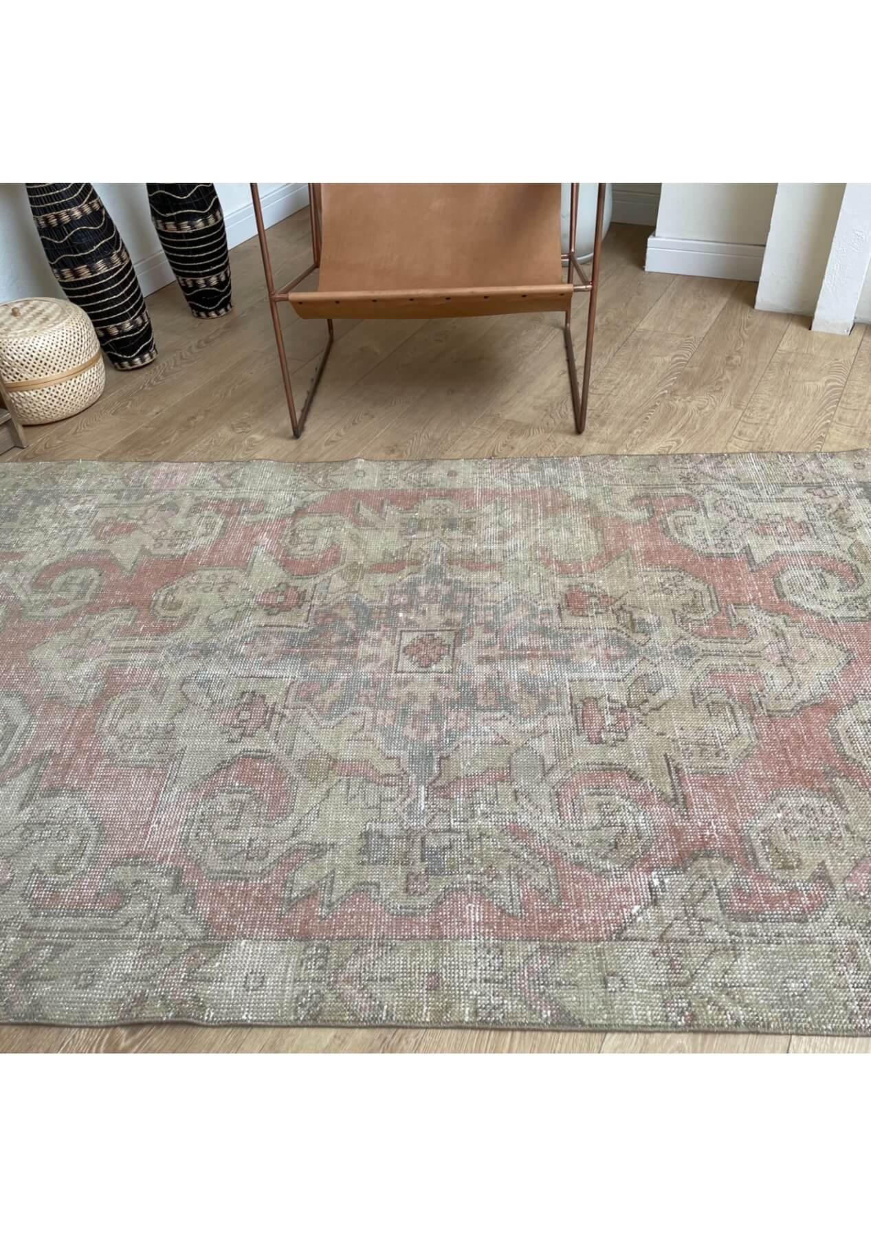 Addyson - Vintage Anatolian Rug - kudenrugs