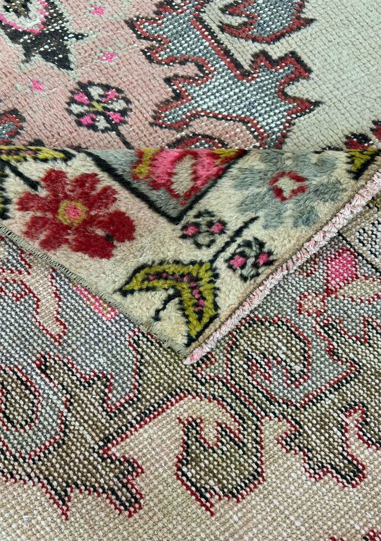 Aerie - Vintage Anatolian Rug - kudenrugs