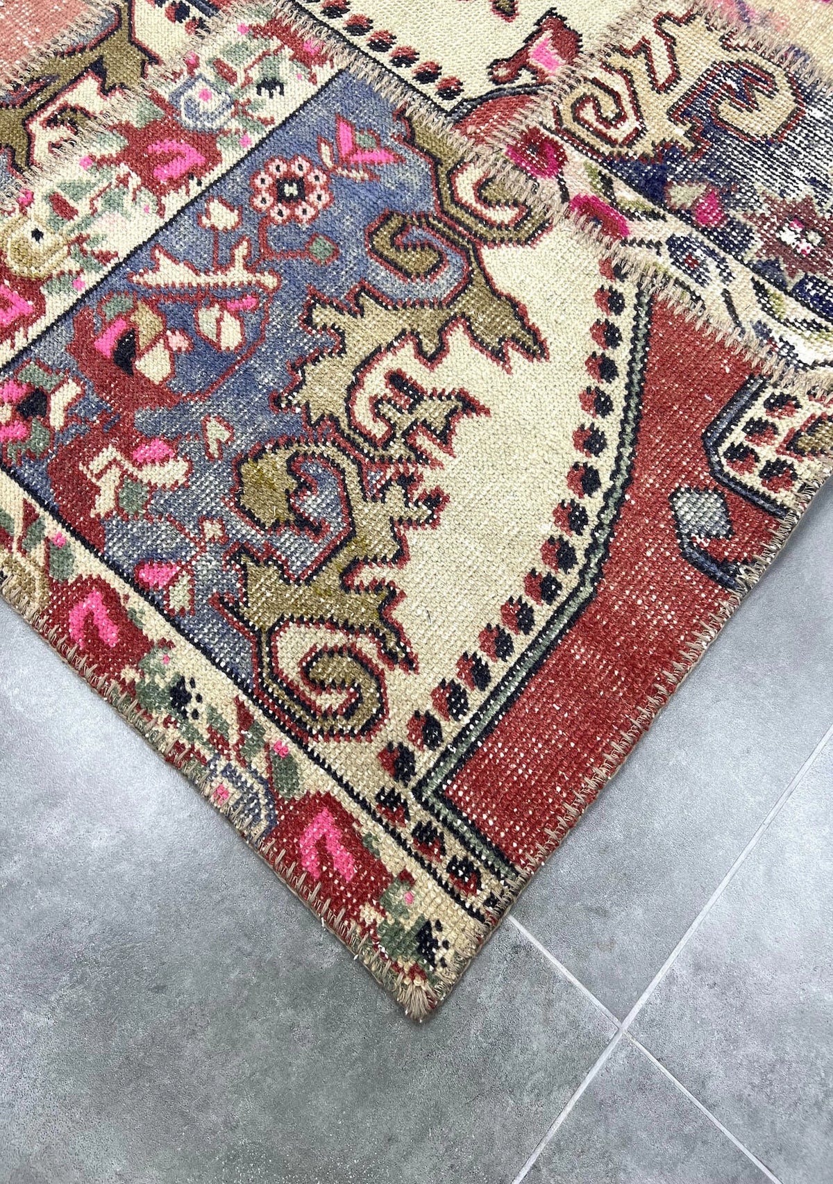 Turkish Patchwork Rugs 8' x 11' Vintage Patchwork Rug, Red - Aileny | Kuden Rugs