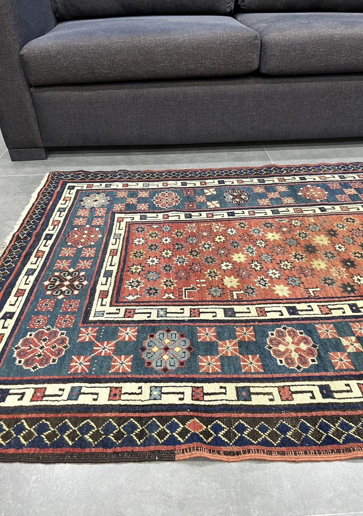 Ainsley - Vintage Persian Rug - kudenrugs