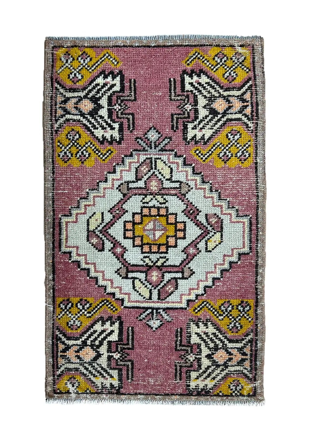 Akasha - Vintage Mini Pink Area Rug - kudenrugs