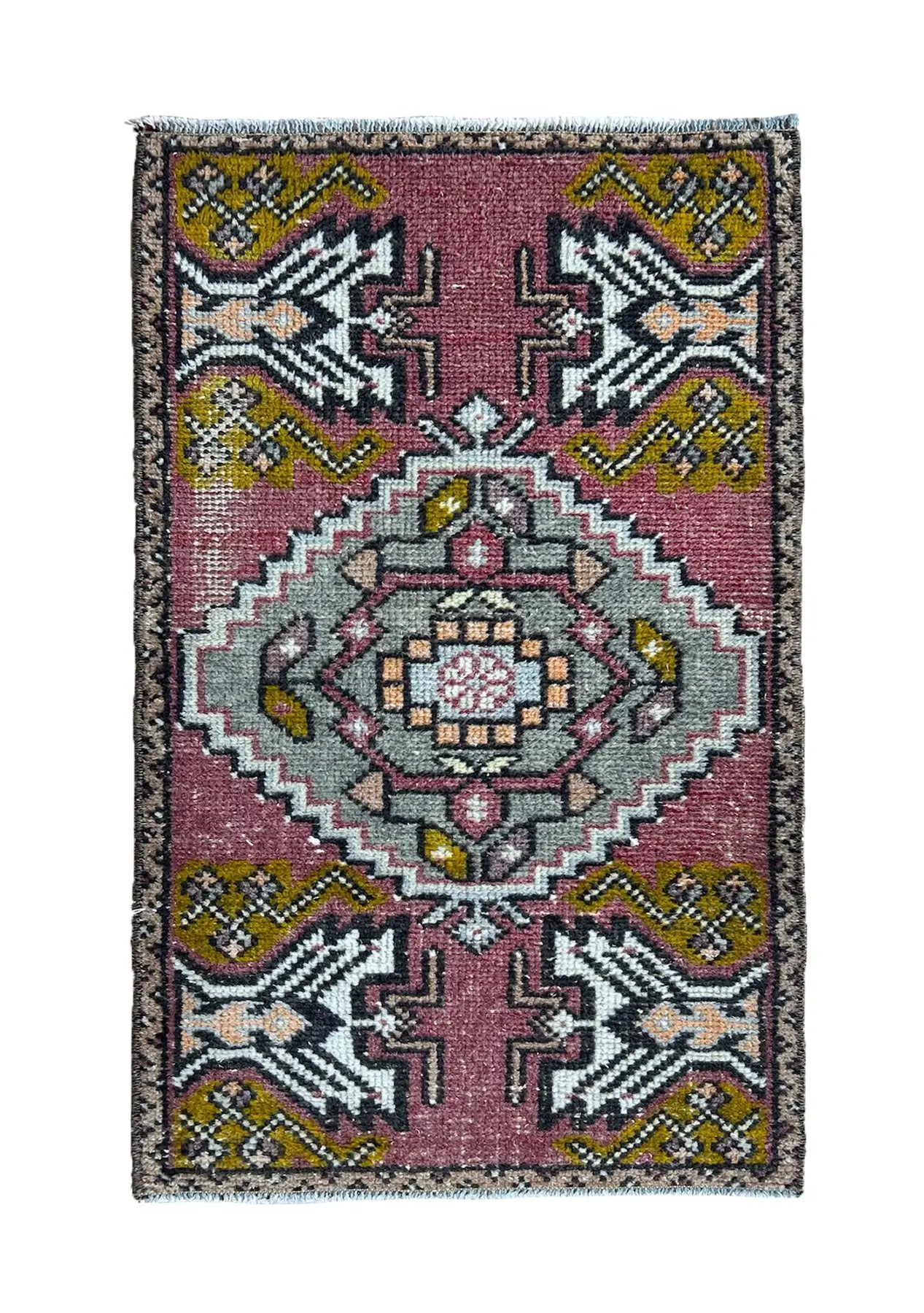 Akwokwo - Vintage Mini Pink Area Rug - kudenrugs