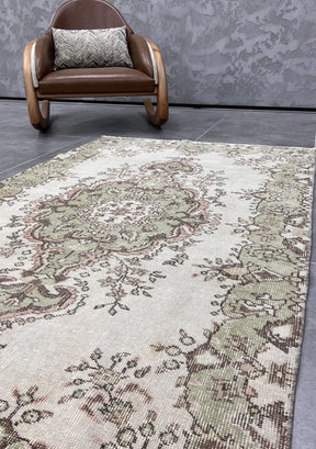 Alayah - Vintage Beige Antique Washed Rug - kudenrugs