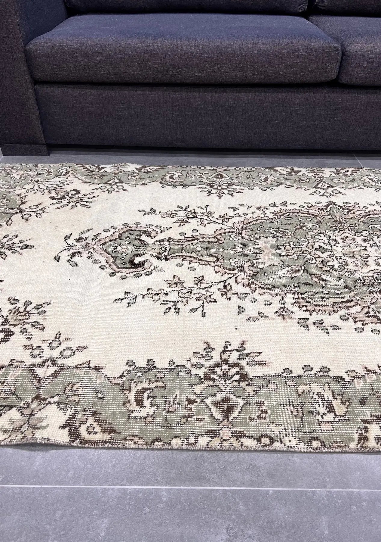Alora Vintage Beige Antique Washed Rug kudenrugs