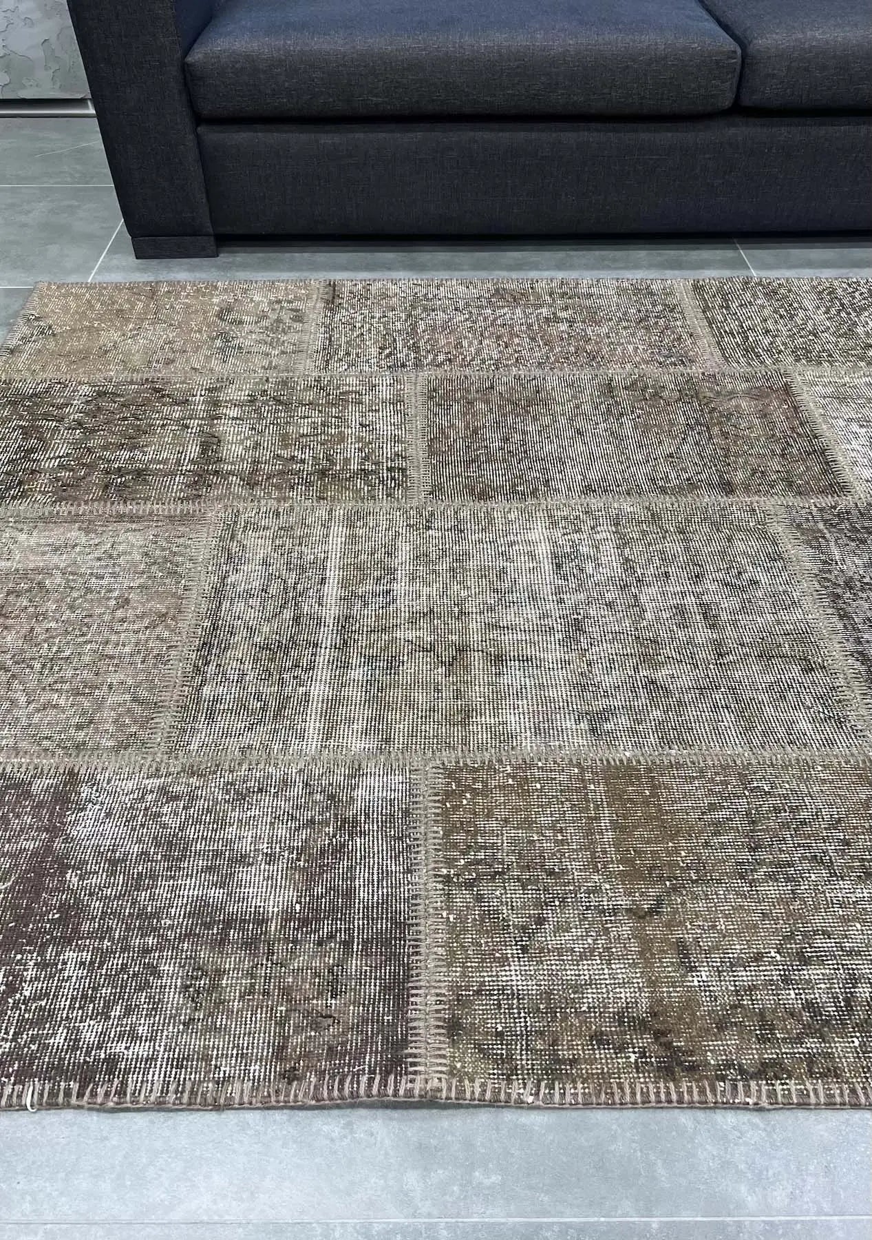 Althia - Vintage Brown Patchwork Rug - kudenrugs