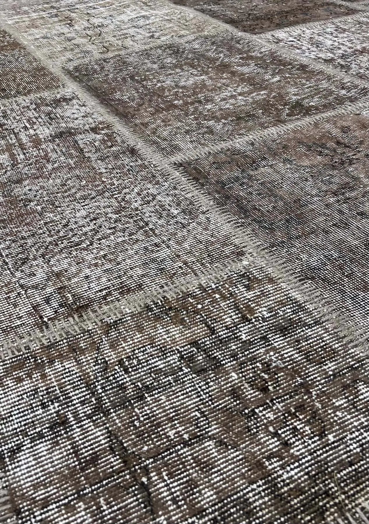 Althia - Vintage Brown Patchwork Rug - kudenrugs