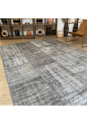 Amy - Vintage Gray Patchwork Rug - kudenrugs