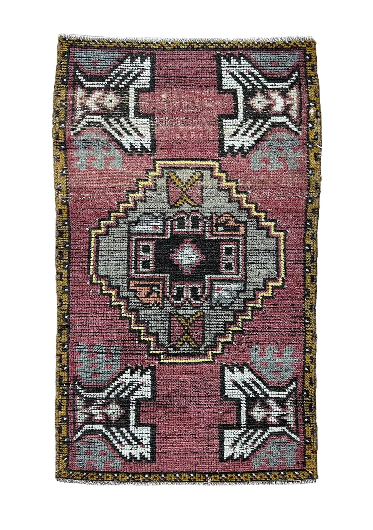 Annmarie - Vintage Mini Pink Area Rug - kudenrugs