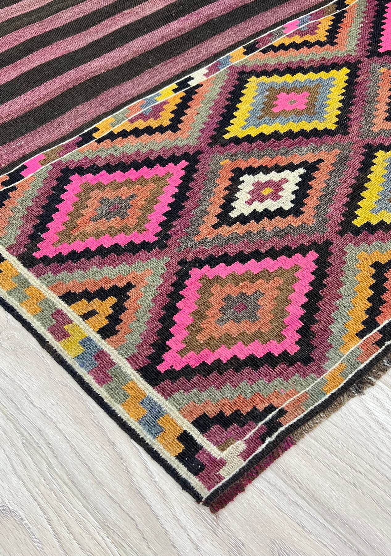 Arely - Brown Turkish Kilim Rug - kudenrugs