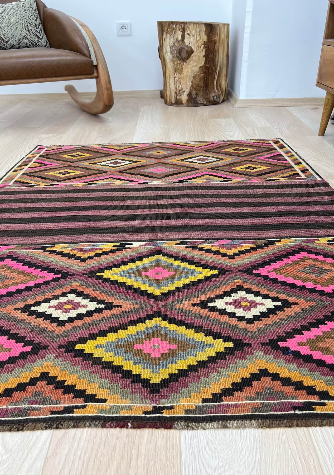 Arely - Brown Turkish Kilim Rug - kudenrugs