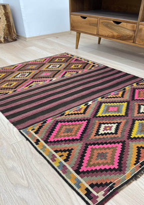 Arely - Brown Turkish Kilim Rug - kudenrugs