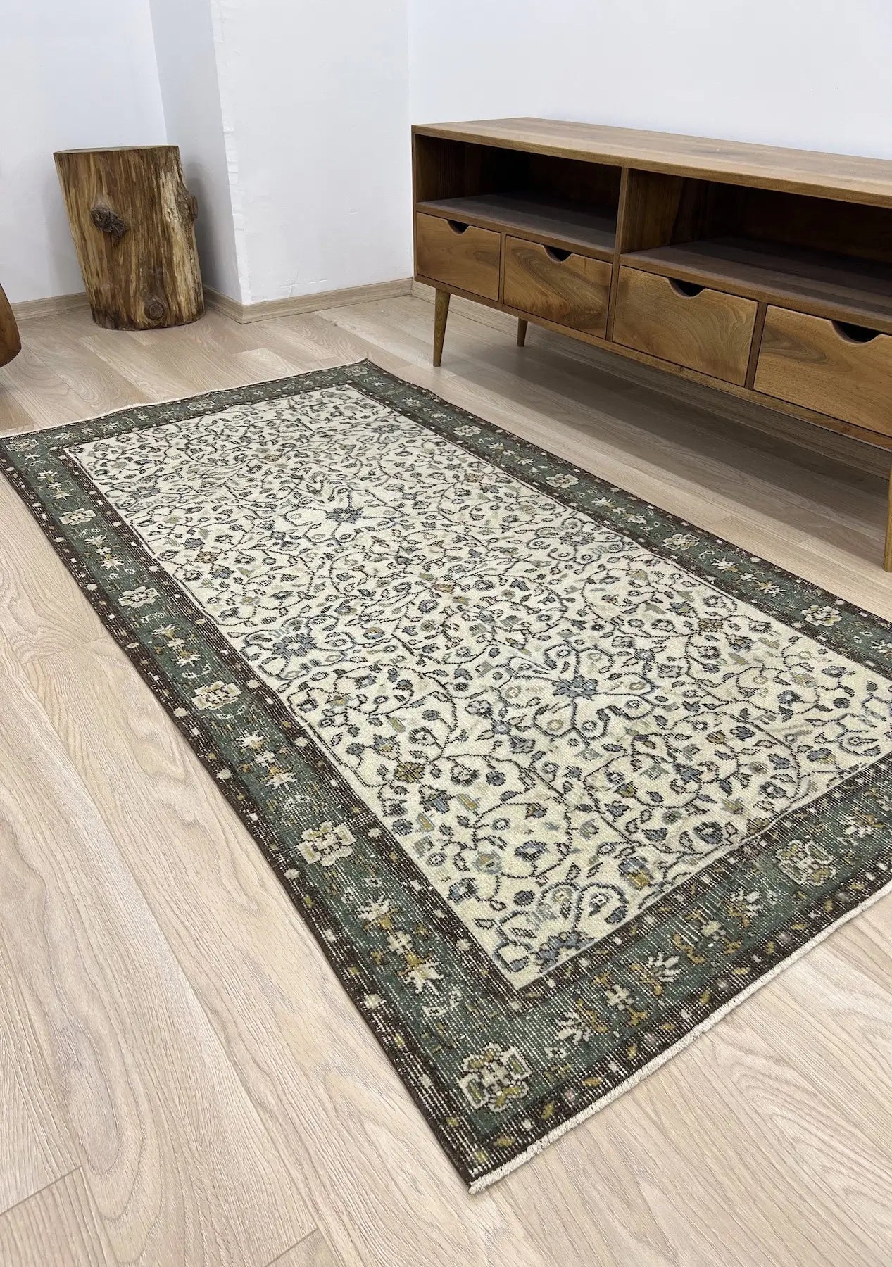Arli - Vintage Beige Antique Washed Rug - kudenrugs