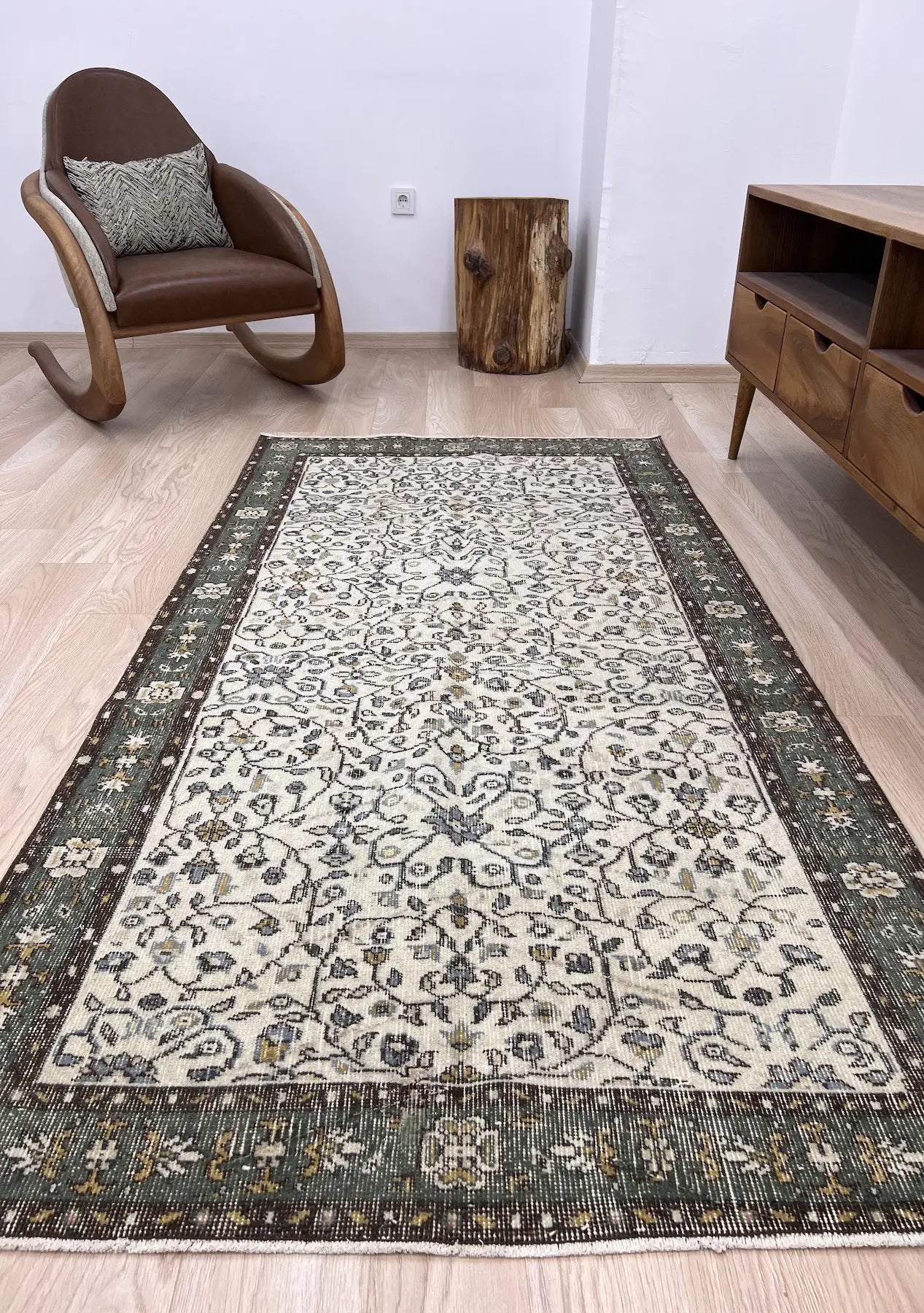 Arli - Vintage Beige Antique Washed Rug - kudenrugs