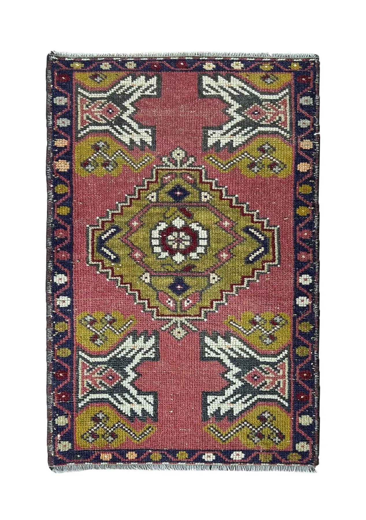 Belakane - Vintage Mini Pink Area Rug - kudenrugs