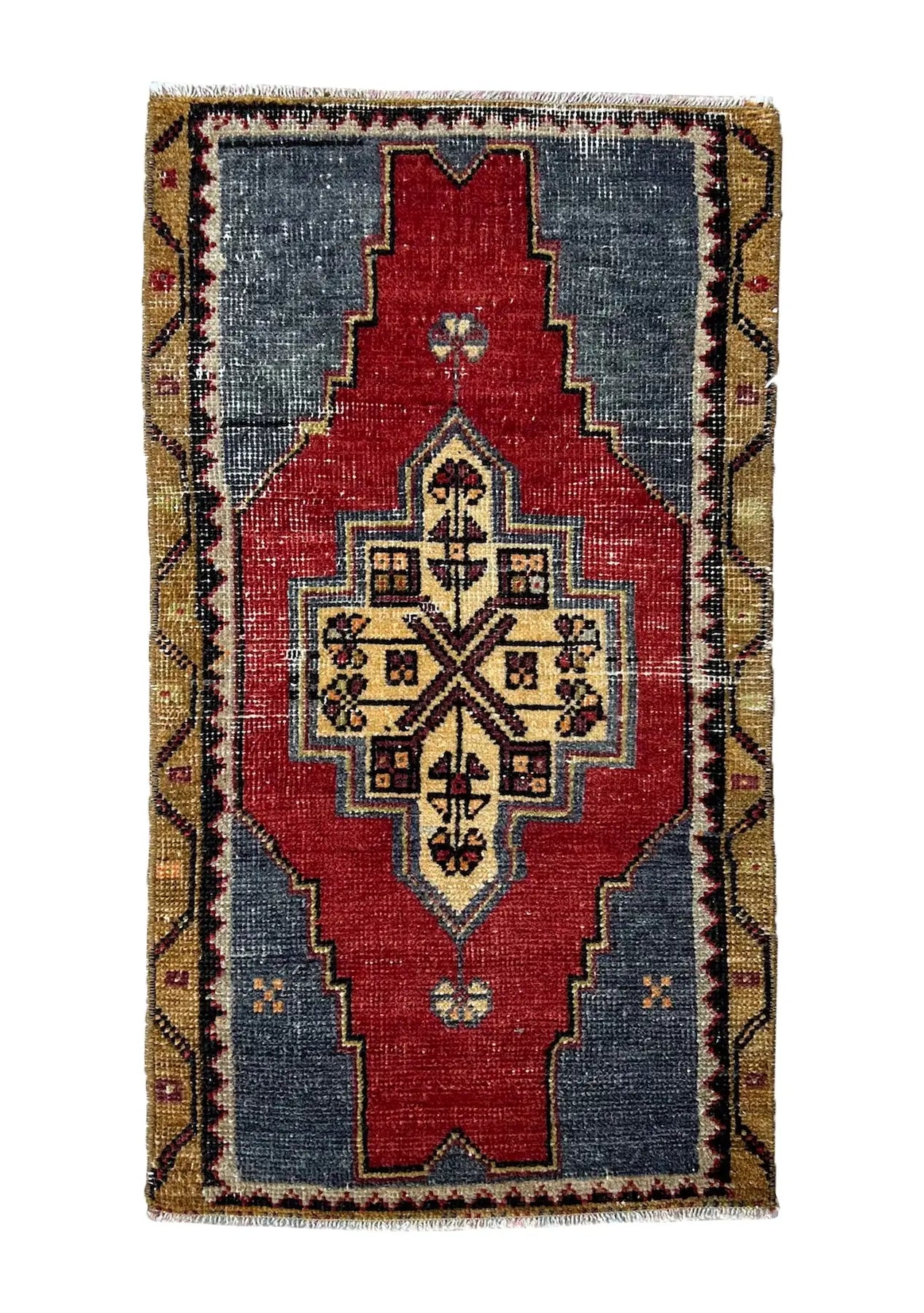 Cataleen - Vintage Mini Red Area Rug - kudenrugs