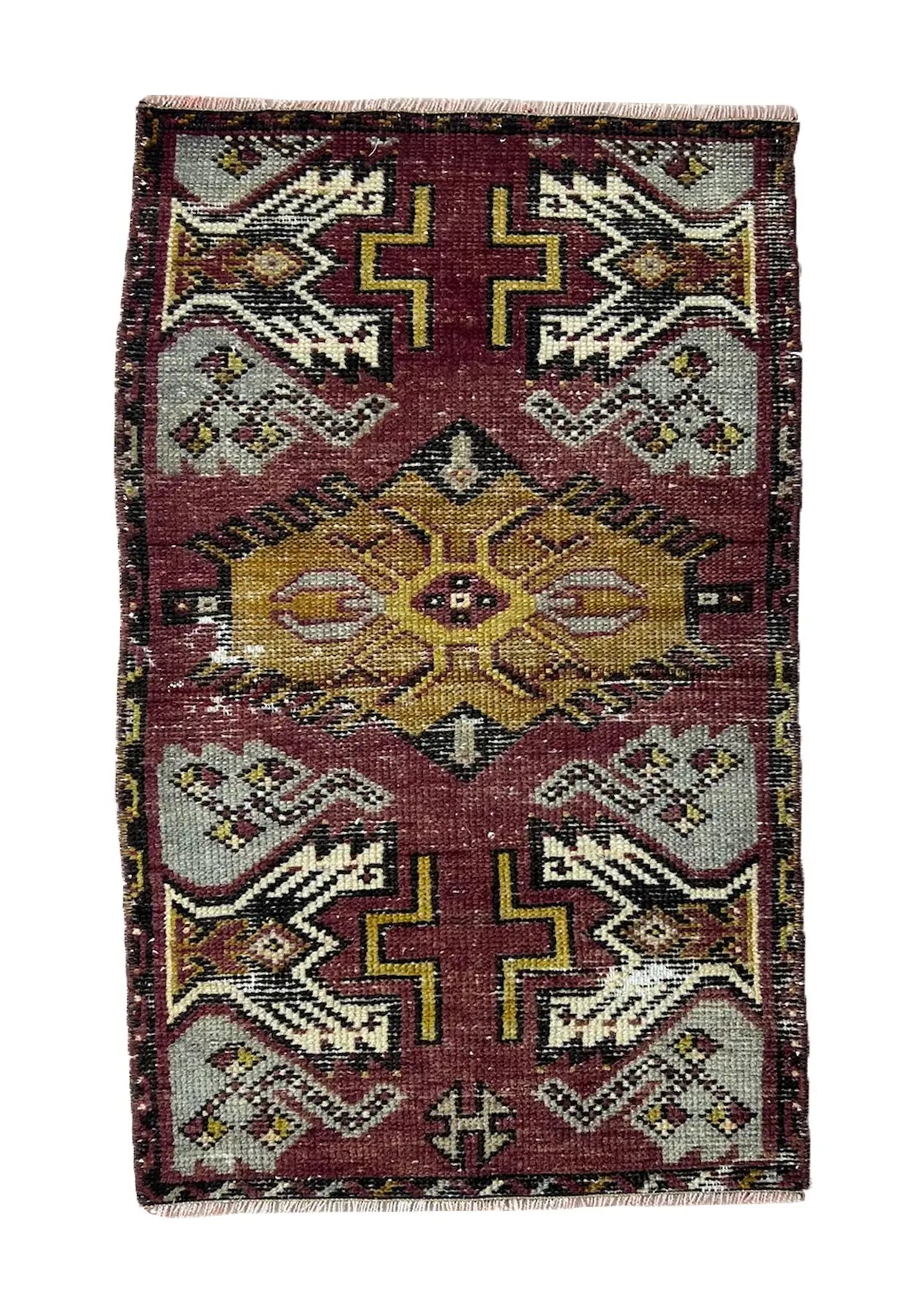 Ceridwyn - Vintage Mini Red Area Rug - kudenrugs