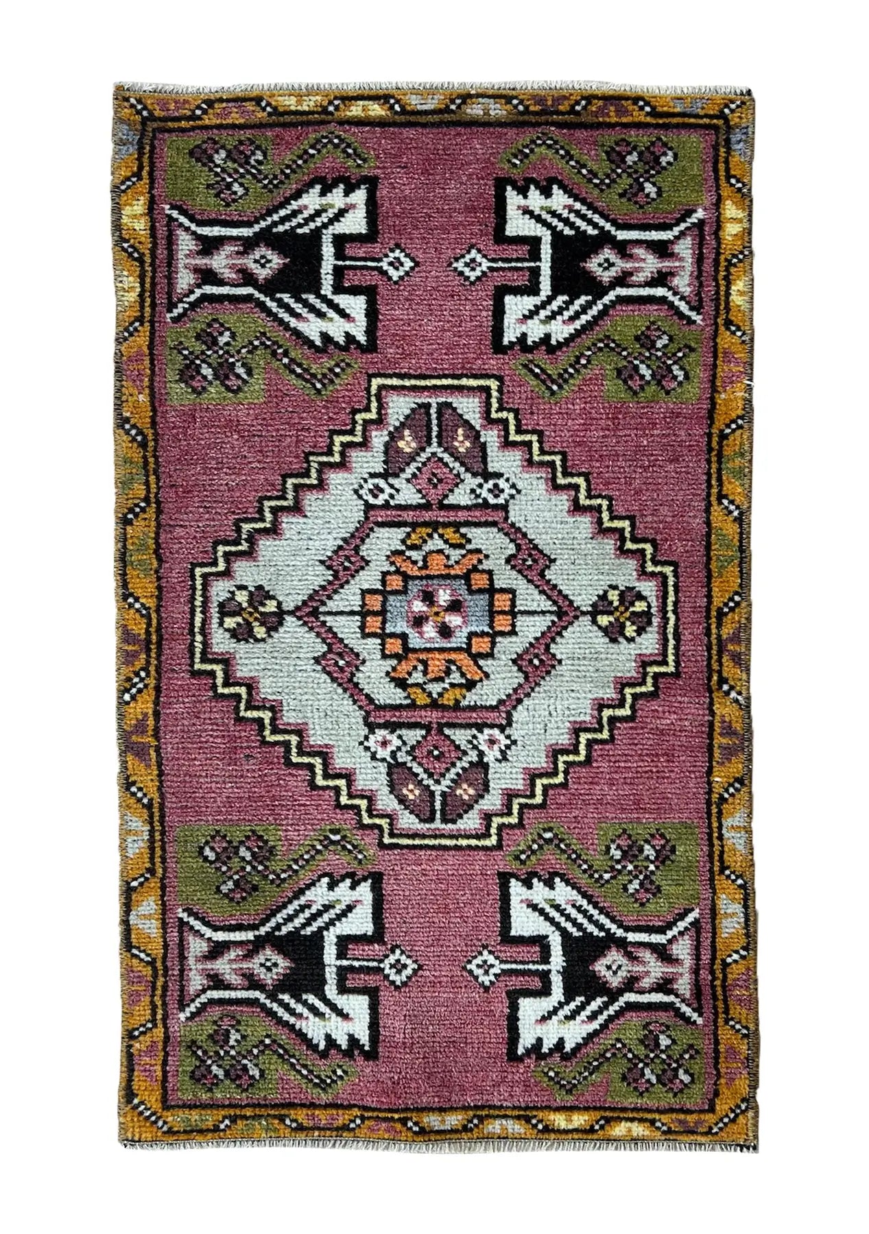 Chatrasuda - Vintage Mini Pink Area Rug - kudenrugs