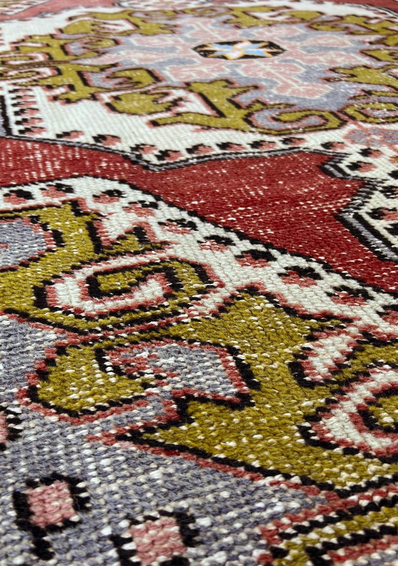 Chris - Vintage Anatolian Rug - kudenrugs