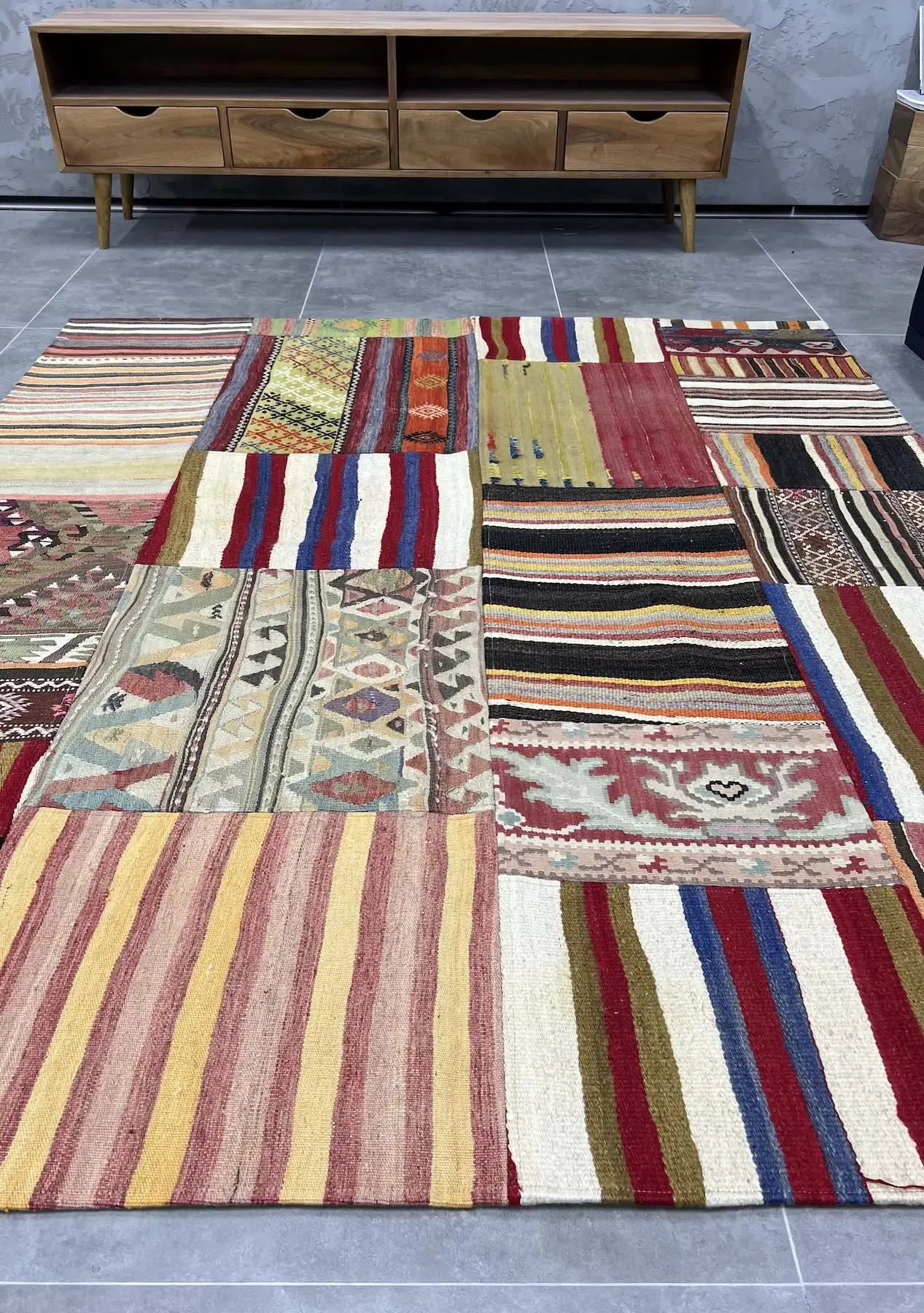 Cilia - Vintage Turkish Patchwork Rug - kudenrugs