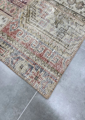 Dadra - Vintage Turkish Patchwork Rug - kudenrugs