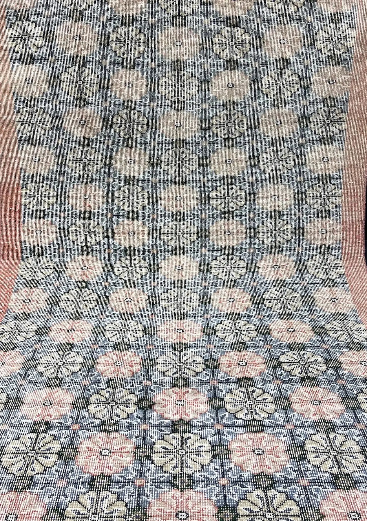 Daleyza - Vintage Blue Antique Washed Rug - kudenrugs