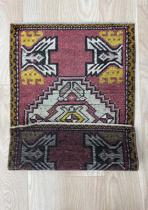 Danuta - Vintage Mini Pink Area Rug - kudenrugs