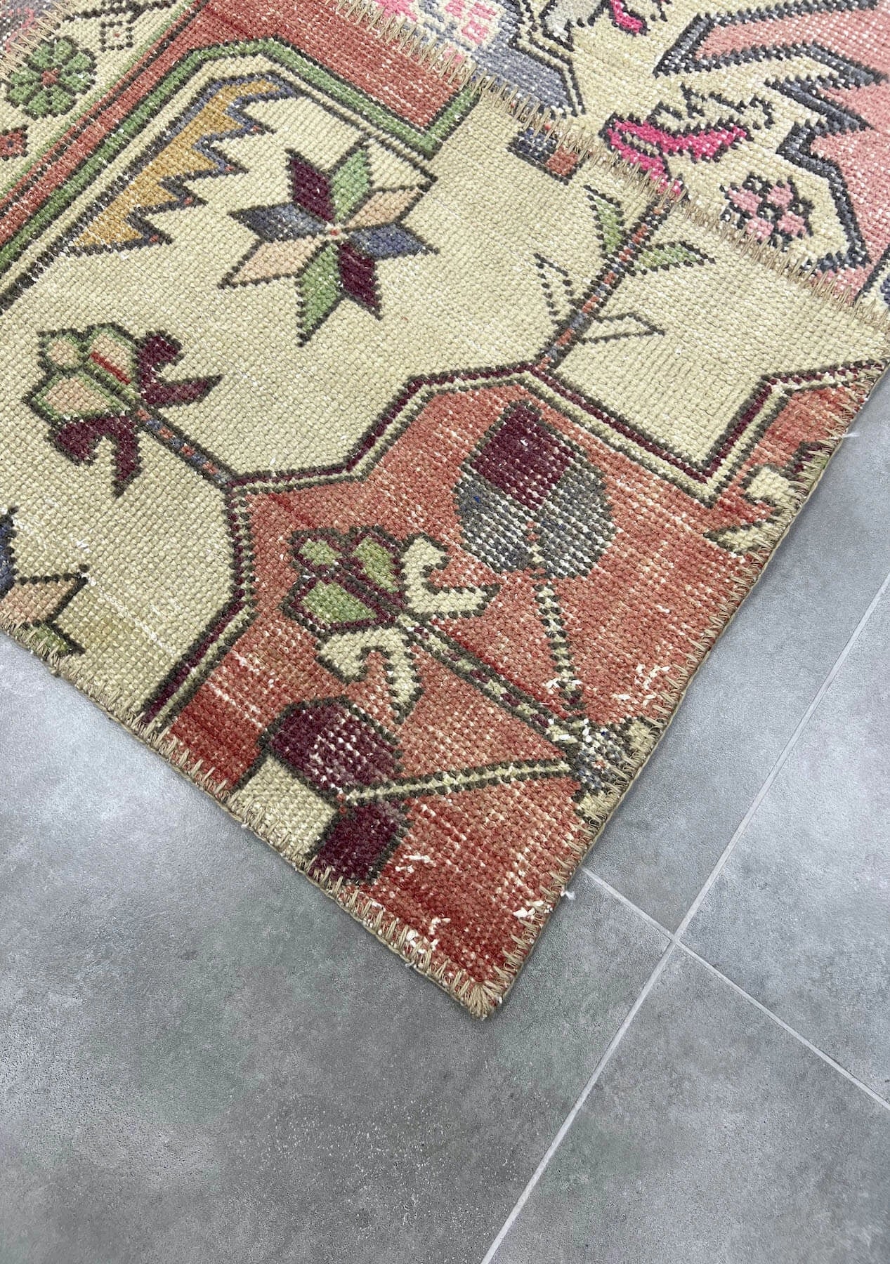 Eavan - Vintage Turkish Patchwork Rug - kudenrugs