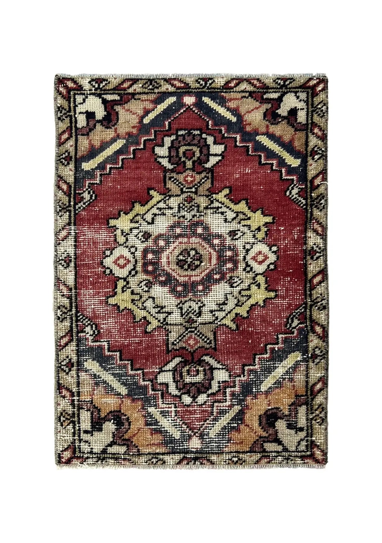 Eileene - Vintage Mini Red Area Rug - kudenrugs