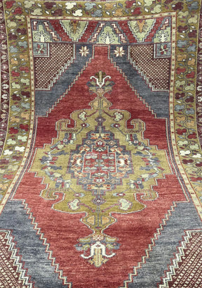 Eliana - Vintage Anatolian Rug - kudenrugs